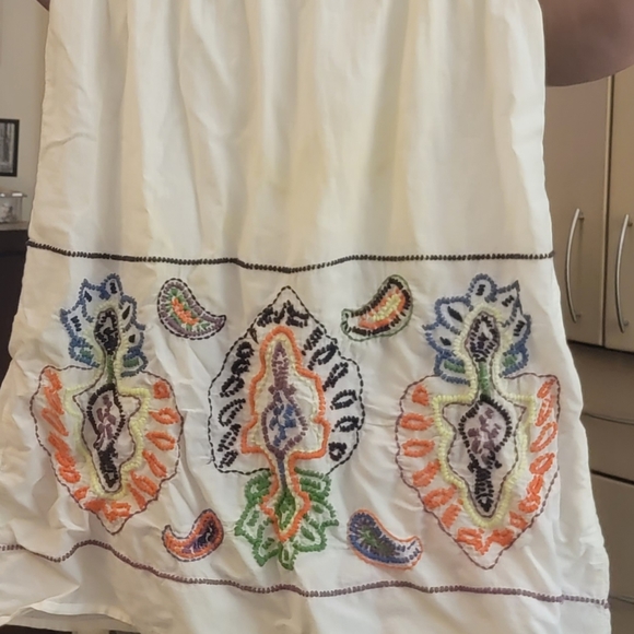 Aerie Cute Tunic. Embroidered boho/shirk. Adorable. Size Medium. - Picture 5 of 8